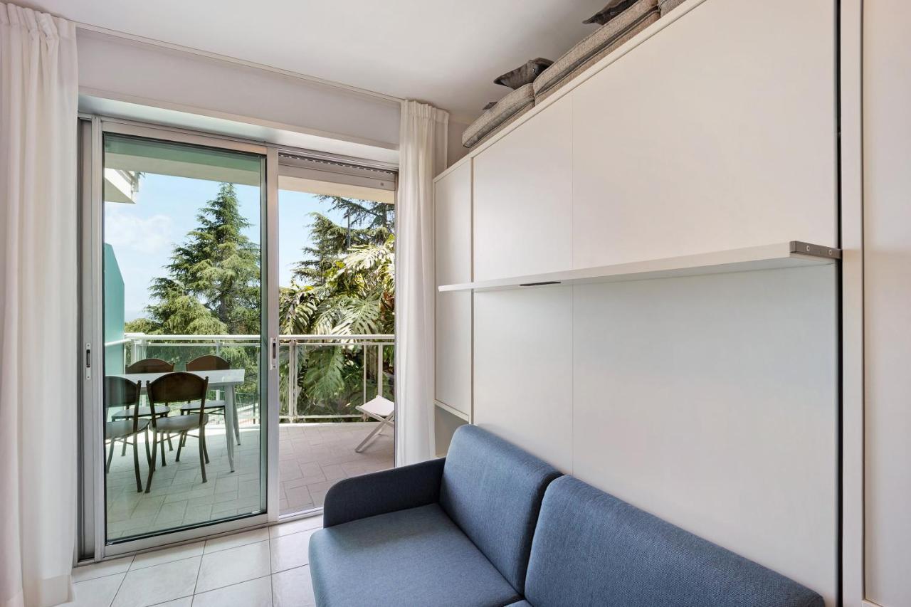 Modus Vivendi 315 Aparthotel Sanremo Bagian luar foto